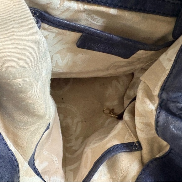 Michael Kors Astor Uptown Studded Large Hobo Bag - Picture 10 of 12